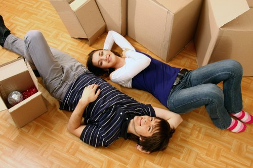 Reliable Camberwell van service for home moving